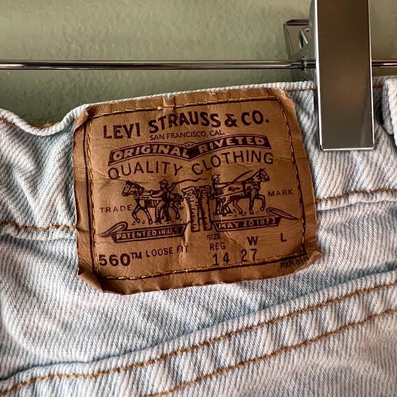 Levi's Loose Fit Jeans - Picture 4 of 4